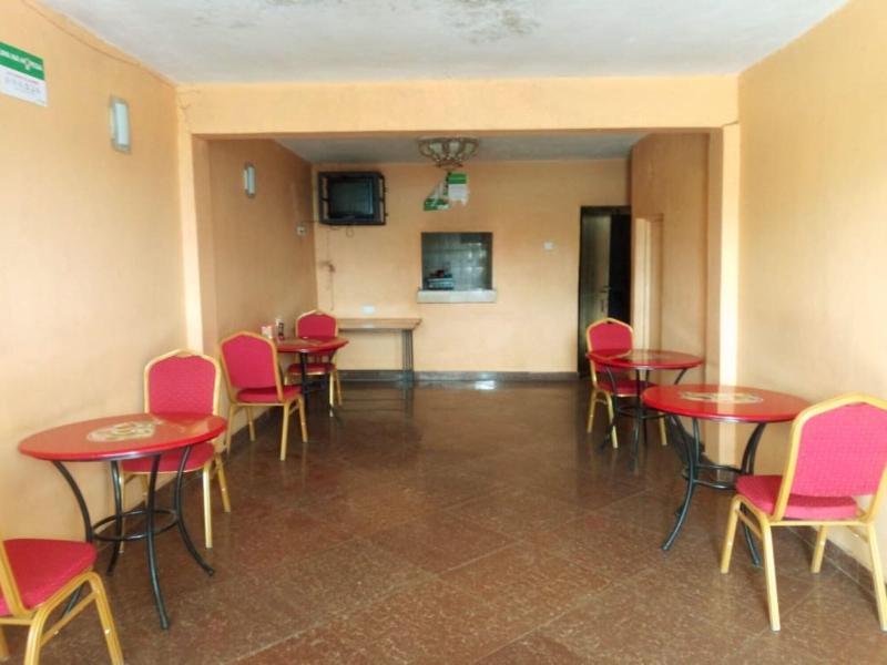 Rene Bistro Hotel image
