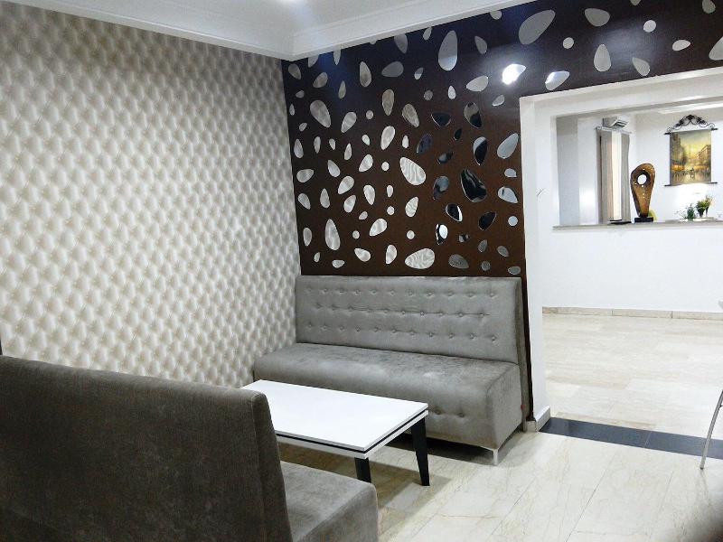Polo Court Hotel image