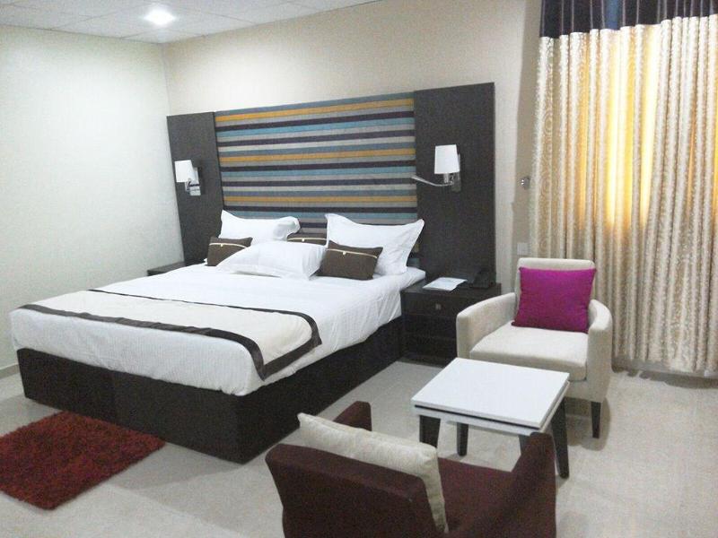 Polo Court Hotel image