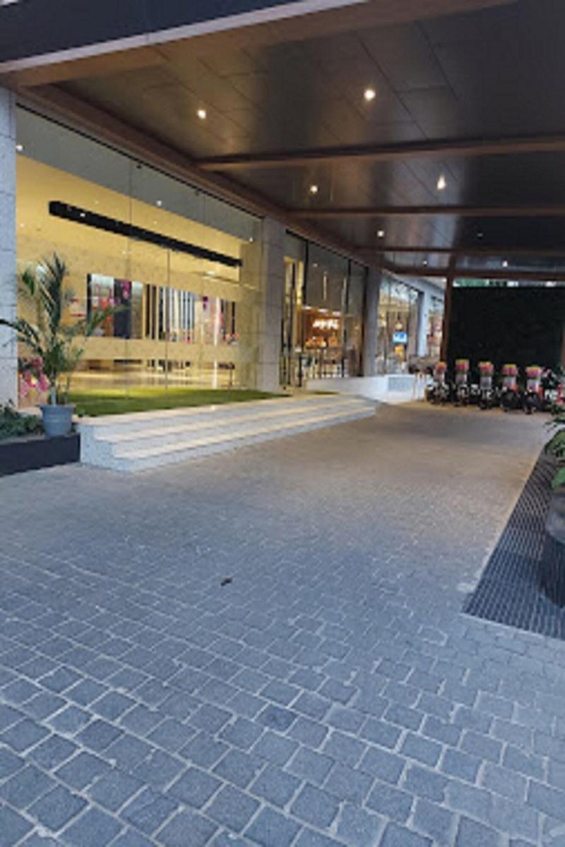 Regenta Sg's Greenotel image