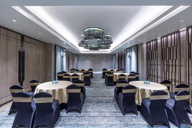 Regenta Sg's Greenotel image