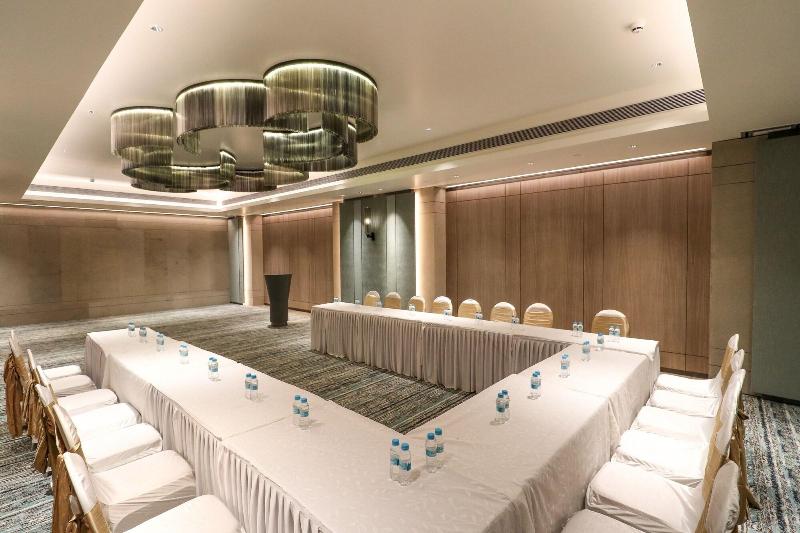 Regenta Sg's Greenotel image
