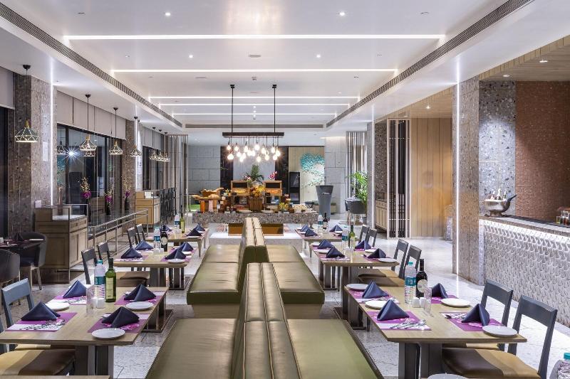Regenta Sg's Greenotel image