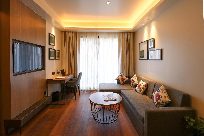 Regenta Sg's Greenotel image