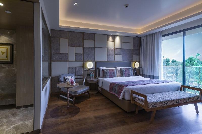 Regenta Sg's Greenotel image