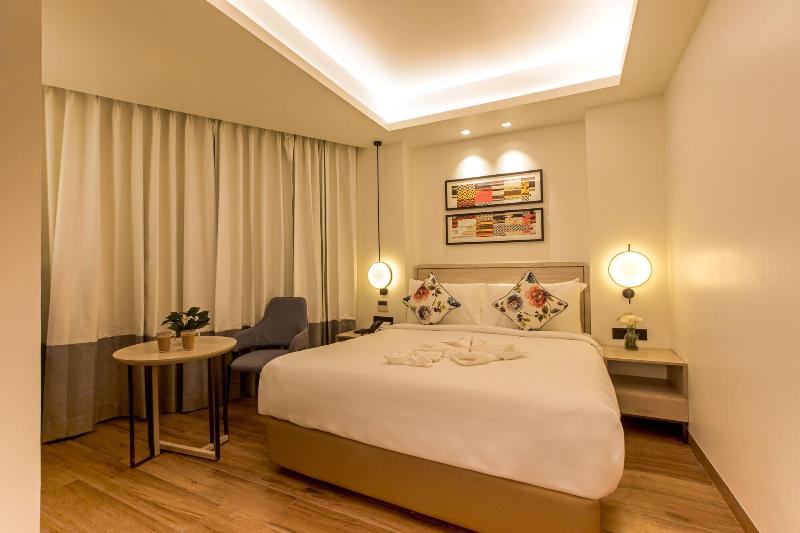Regenta Sg's Greenotel image