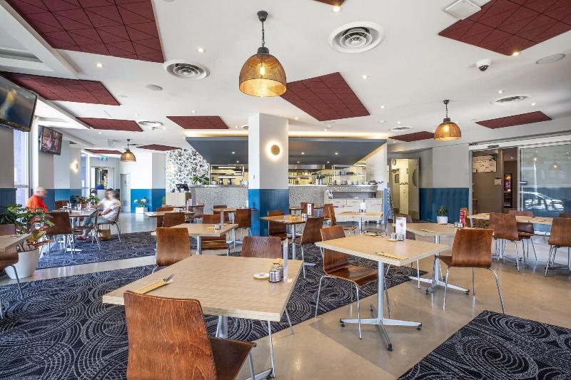 Royal Hotel By Nightcap Social image