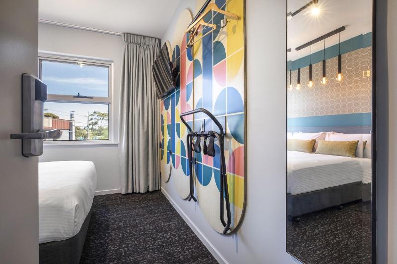 Royal Hotel By Nightcap Social image