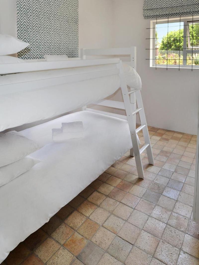 Sundune Guest House & Self Catering 4