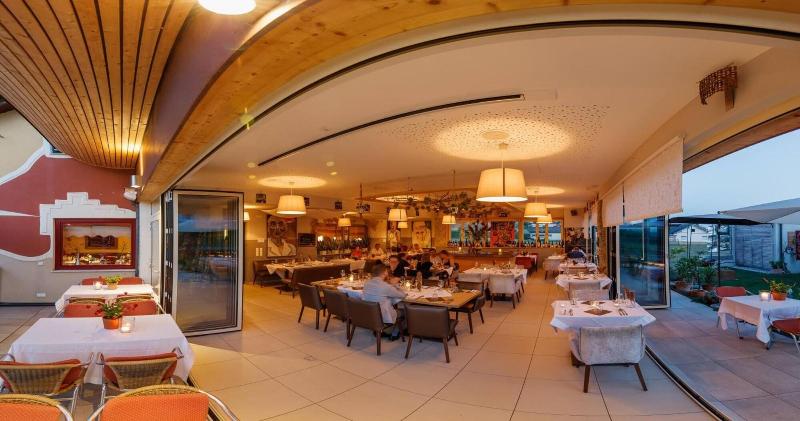 Malerwinkl - Kunsthotel image