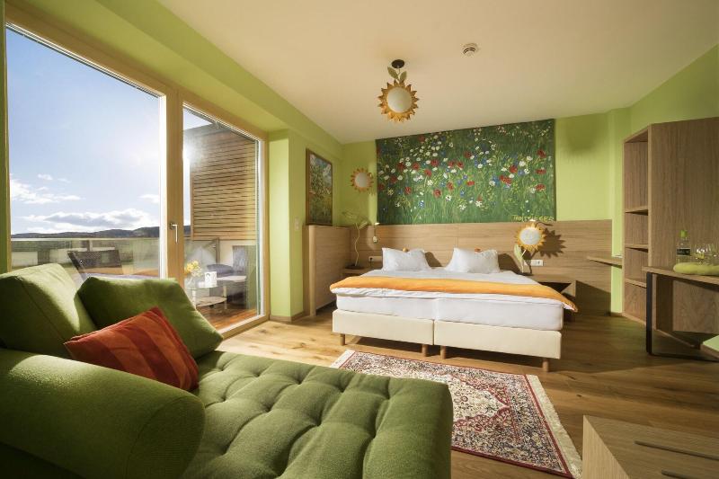 Malerwinkl - Kunsthotel image