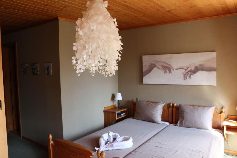Auberge De L'ange image