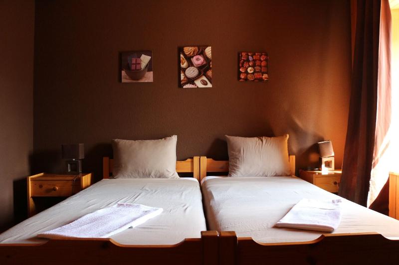 Auberge De L'ange image
