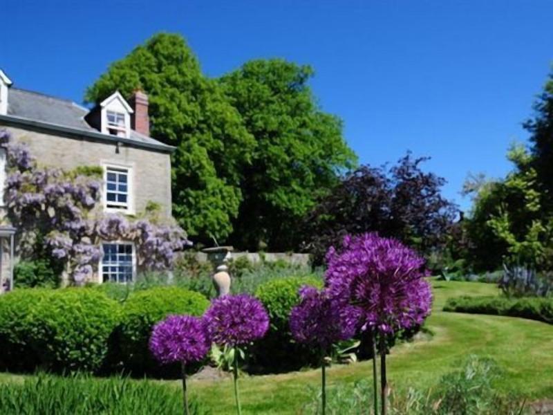 Church House Kington image