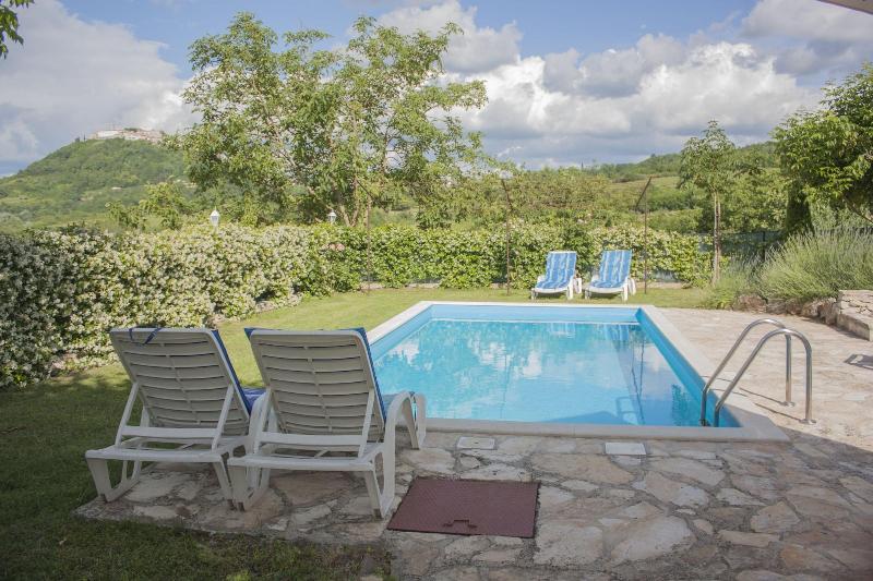 Guest House Valentino image