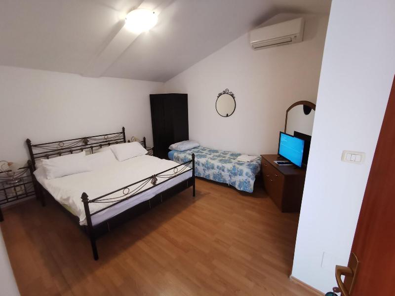 Guest House Valentino image
