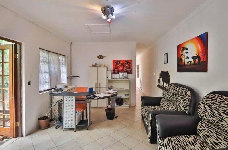 Asante Sana Guesthouse image