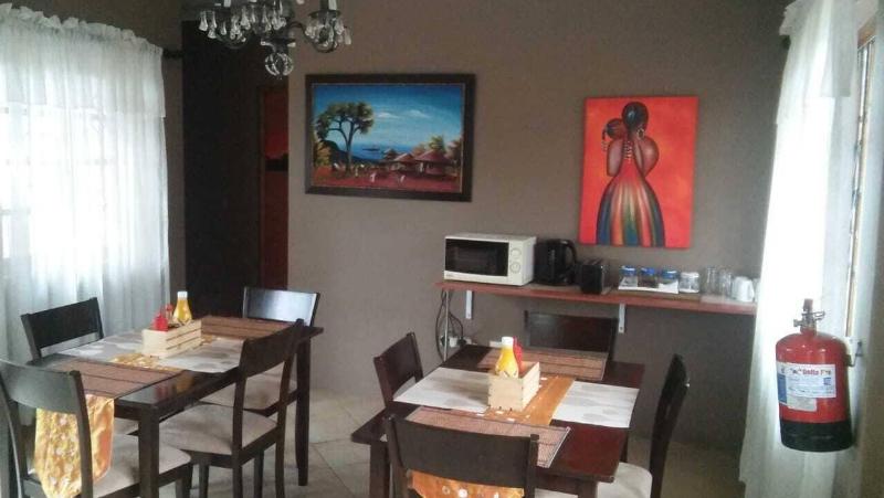 Asante Sana Guesthouse image