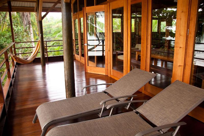 Residencia Natural image