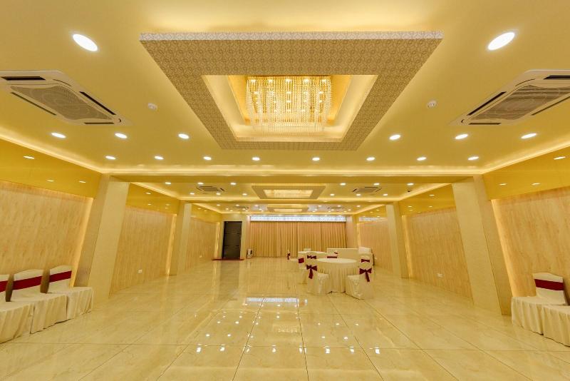 Ratana International image