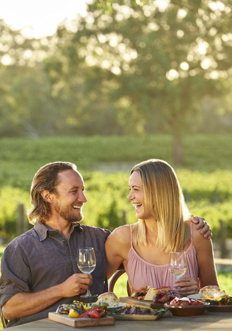 Vineyard Cottage At Upper Reach Winery image