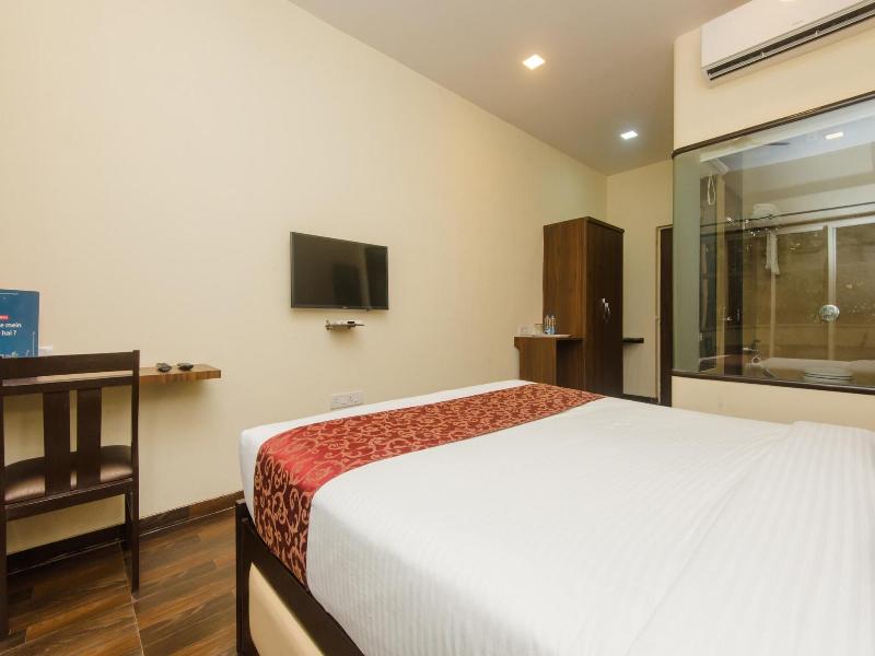 9849 Hotel Divine Residency image