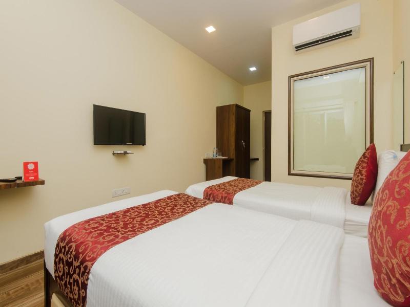 9849 Hotel Divine Residency image