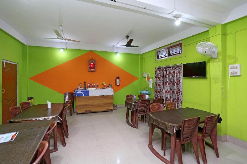 9800 Shree Krishna Guest House image