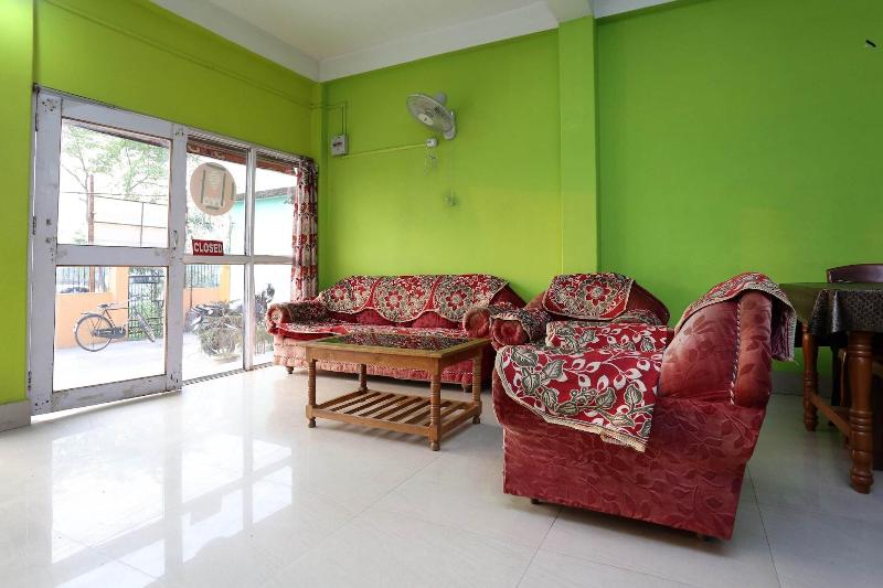 9800 Shree Krishna Guest House image