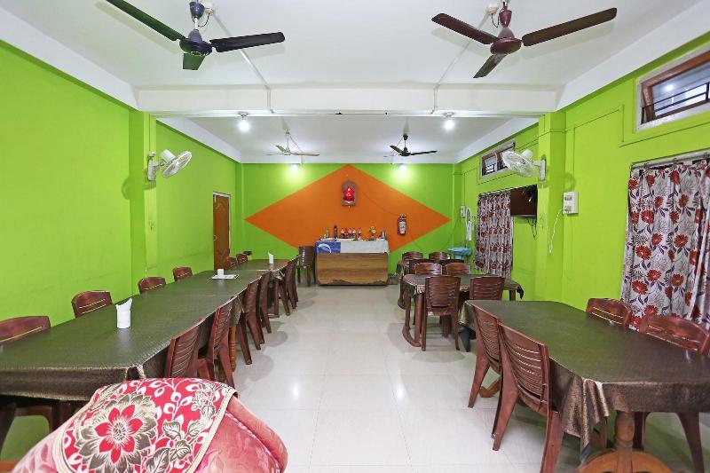 9800 Shree Krishna Guest House image