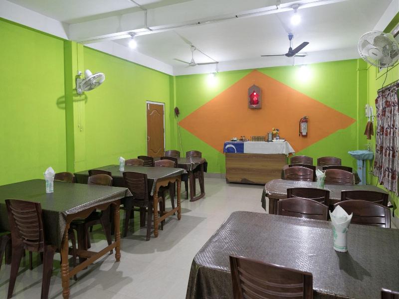 9800 Shree Krishna Guest House image