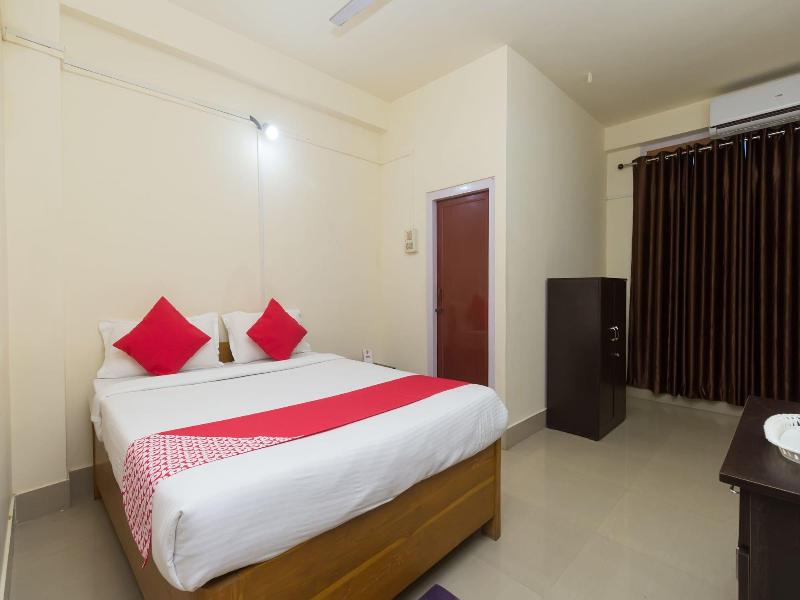 9800 Shree Krishna Guest House image