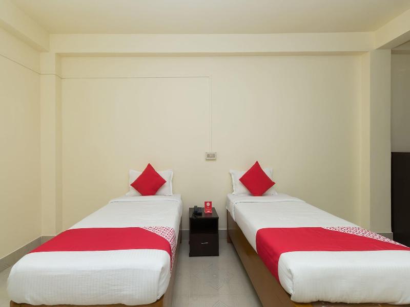 9800 Shree Krishna Guest House image