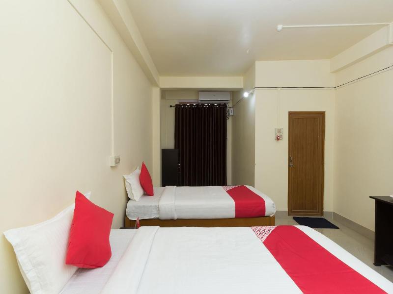 9800 Shree Krishna Guest House image