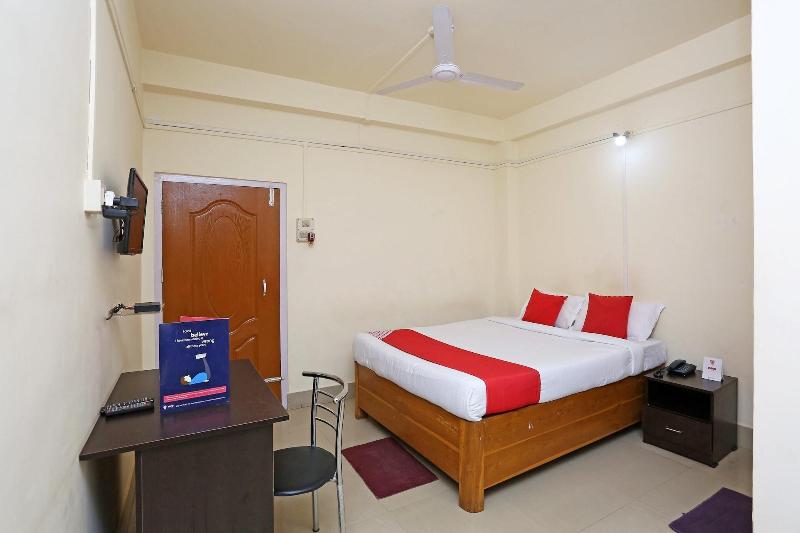 9800 Shree Krishna Guest House image