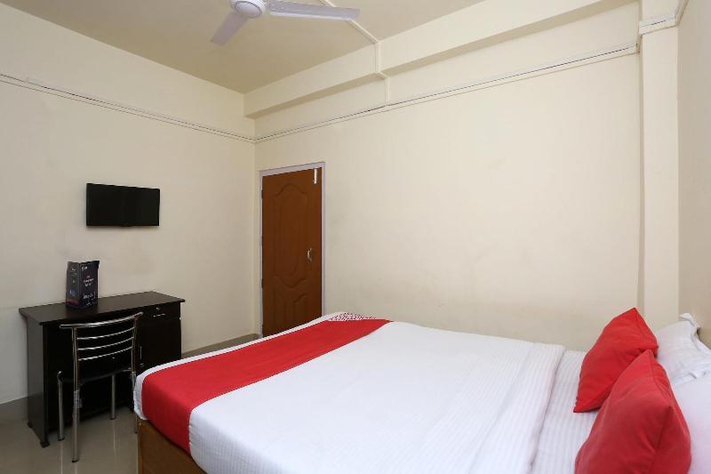 9800 Shree Krishna Guest House image
