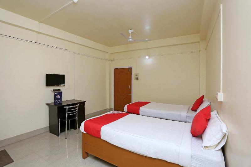 9800 Shree Krishna Guest House image
