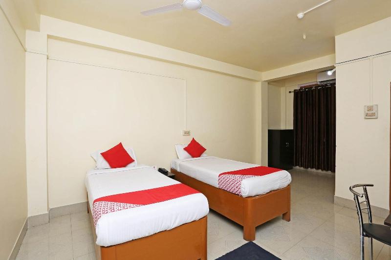 9800 Shree Krishna Guest House image