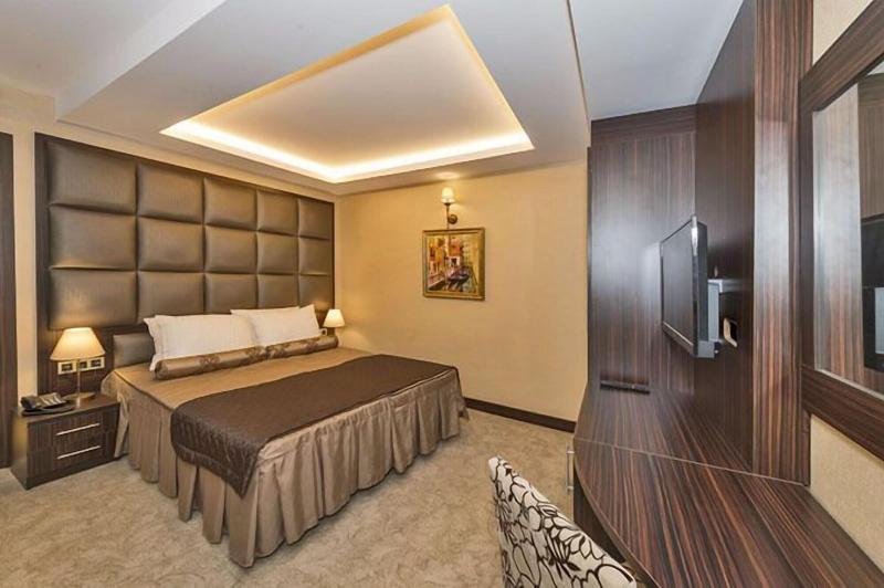 Romeo Hotel image