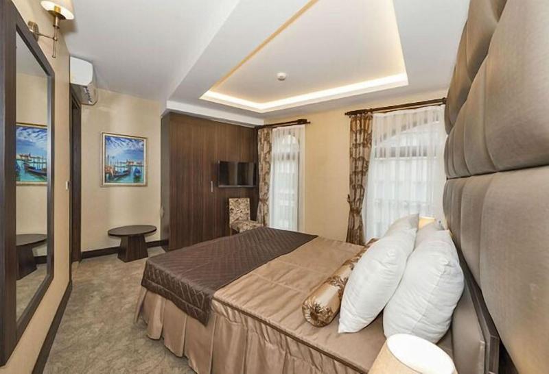 Romeo Hotel image