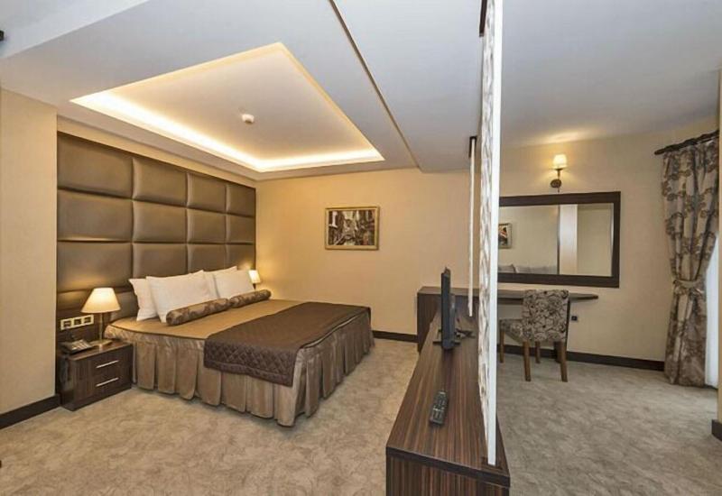 Romeo Hotel image