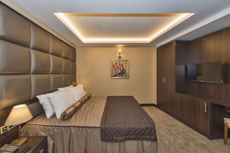 Romeo Hotel image