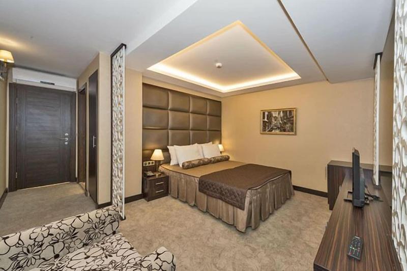 Romeo Hotel image