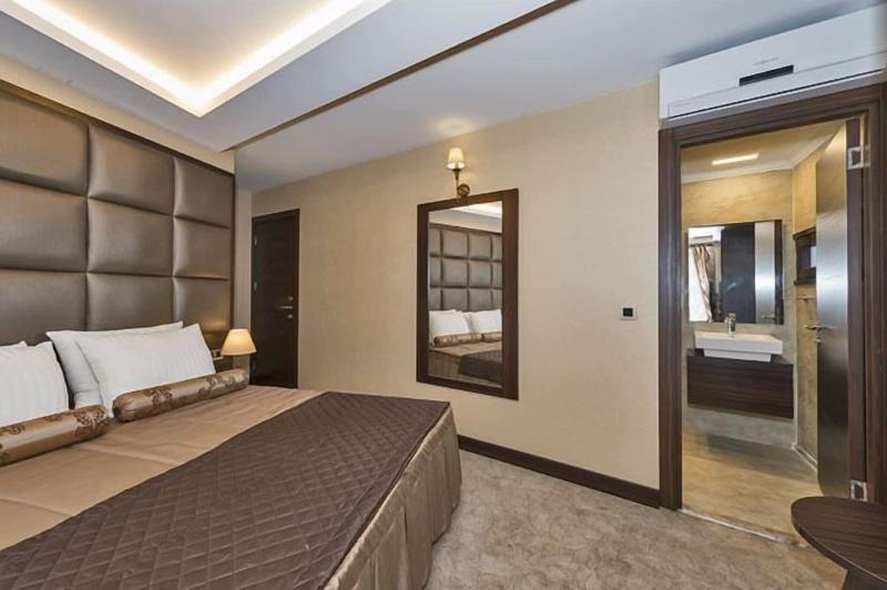 Romeo Hotel image