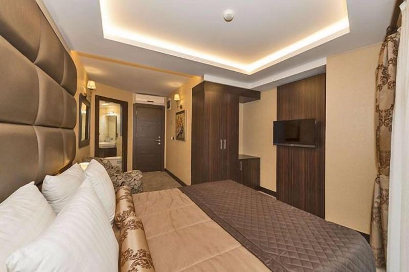 Romeo Hotel image