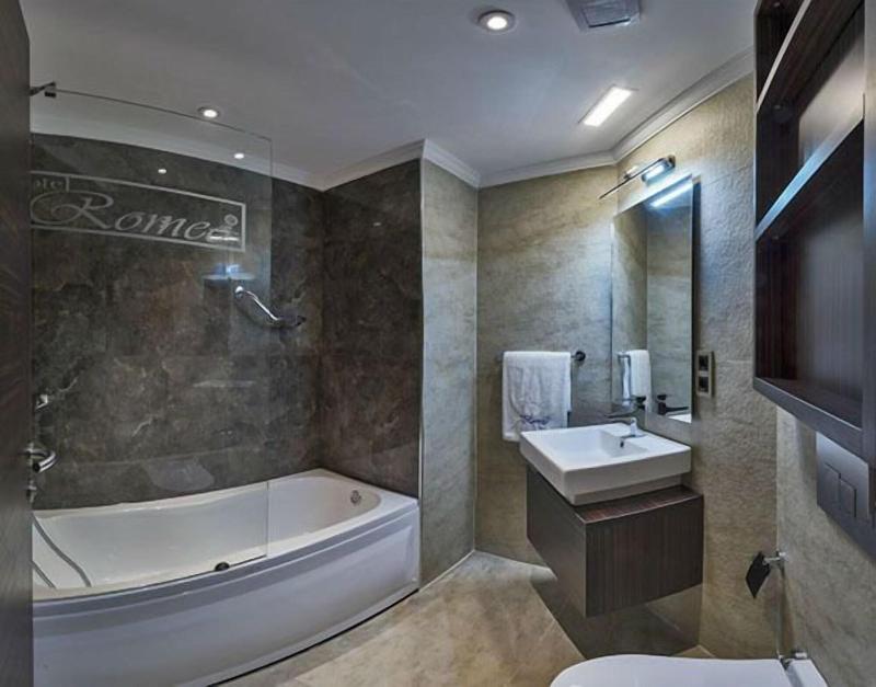 Romeo Hotel image