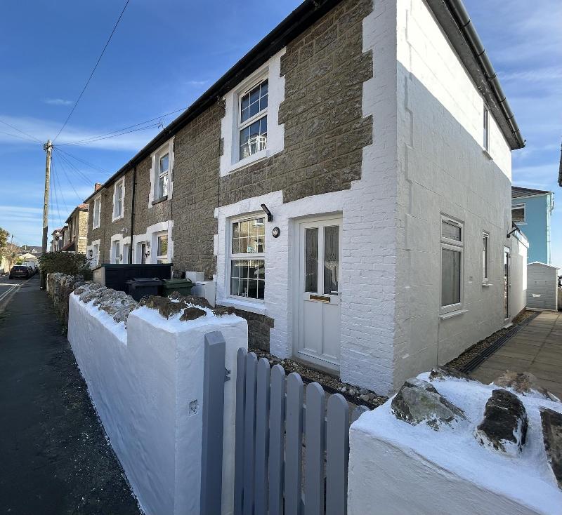 Pebble Cottage image