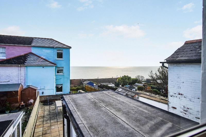 Pebble Cottage image