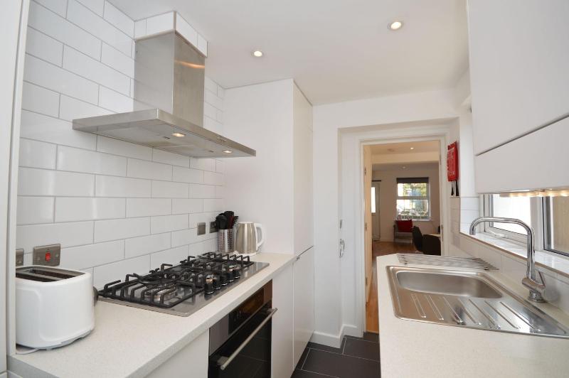 Pebble Cottage image