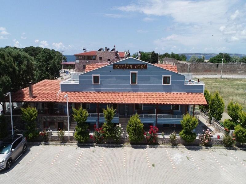Berfin Otel image